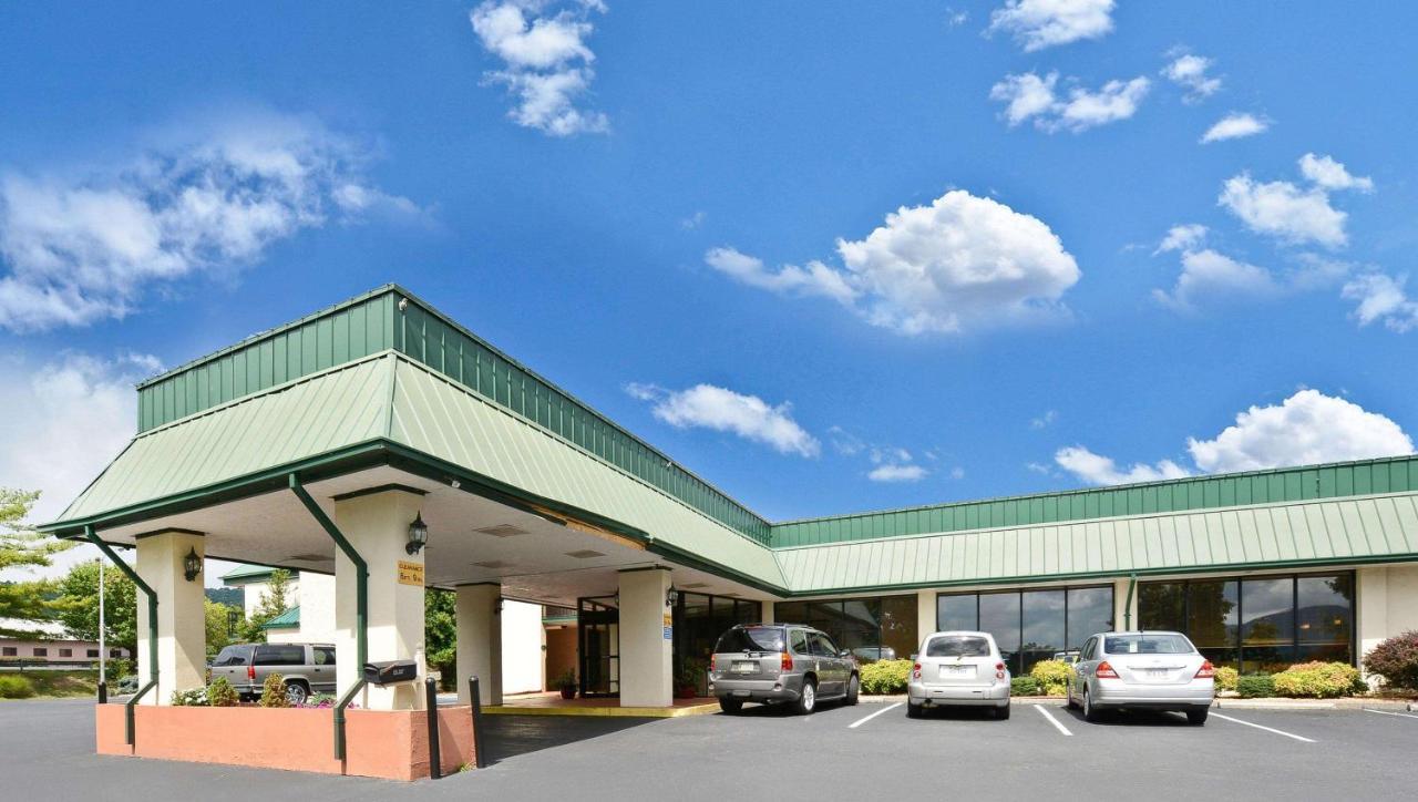 Magnuson Hotel Mountain View Covington Exterior foto